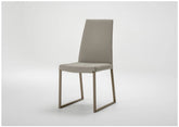 Curvo dining chair