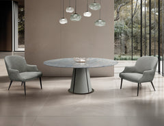 Medea Lounge Chair