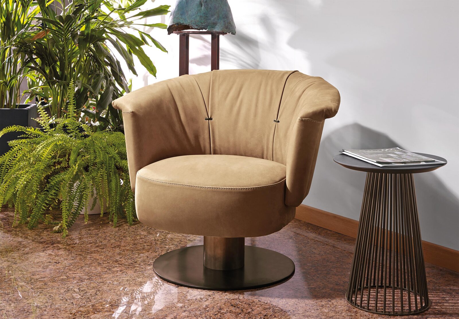 Luna Lounge Chair