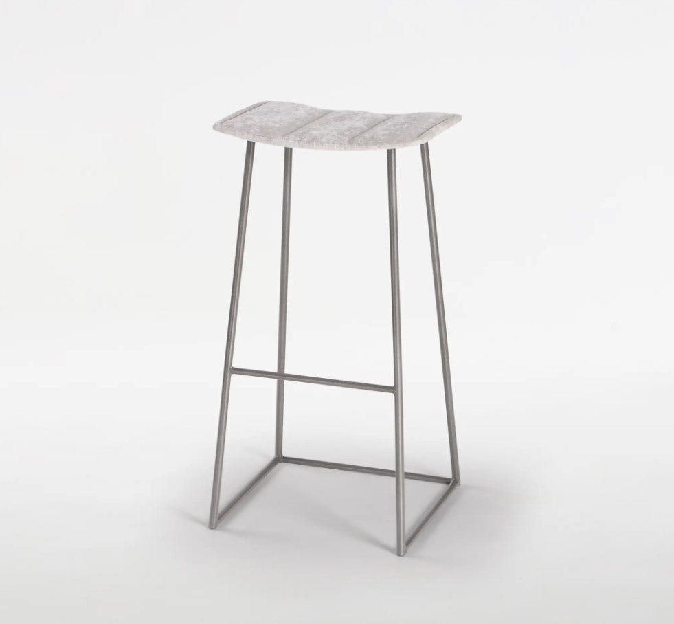 Palmo barstool and counterstool