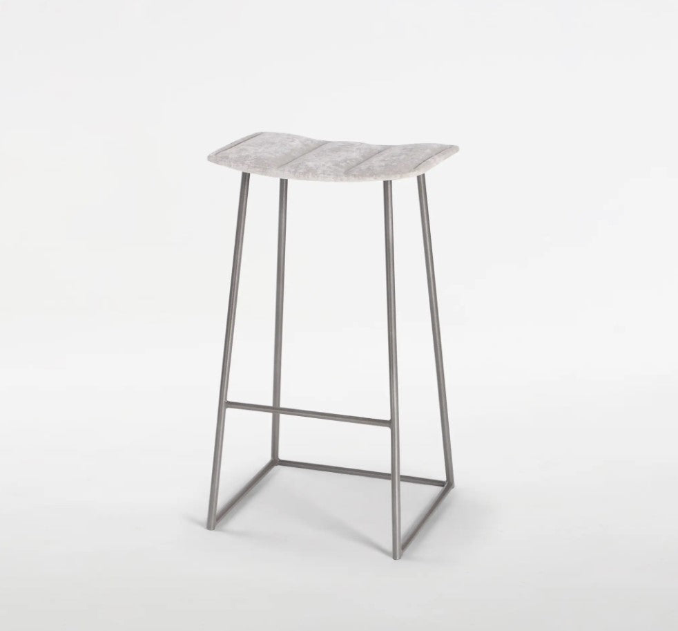 Palmo barstool and counterstool