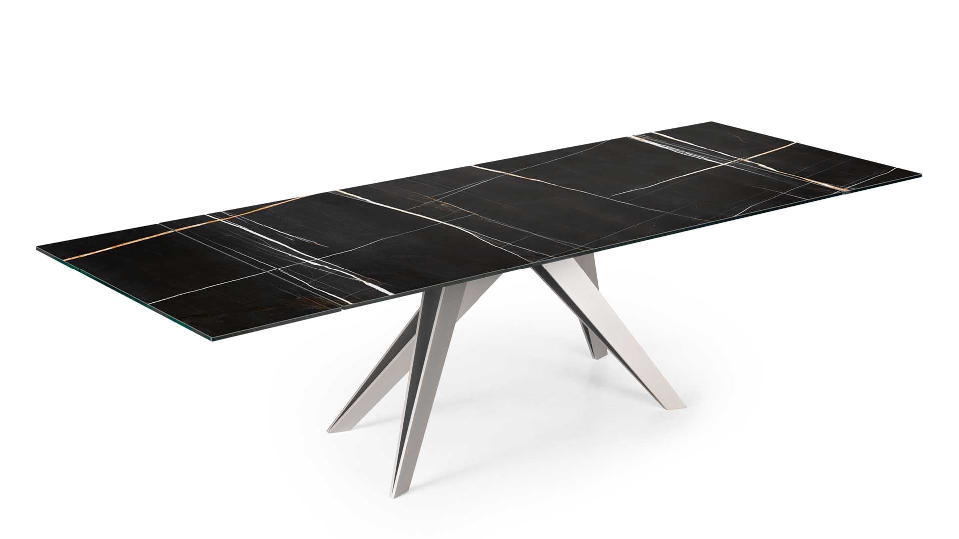 Somnia Dining Table