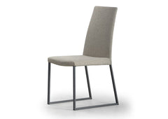 Curvo dining chair