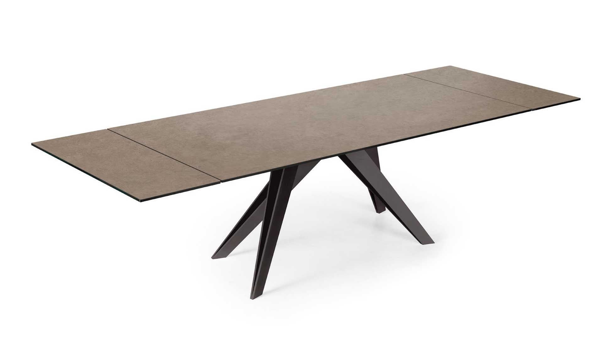 Somnia Dining Table